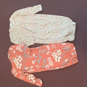 Carter's newborn gowns